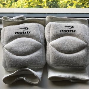 Matrix volleyball knee pads, white